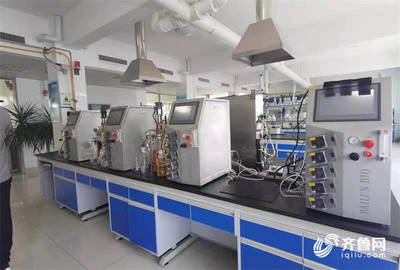 高端智庫看山東|濰坊壽光這家企業(yè)研發(fā)的可降解、無污染環(huán)保新產品讓專家連連稱贊