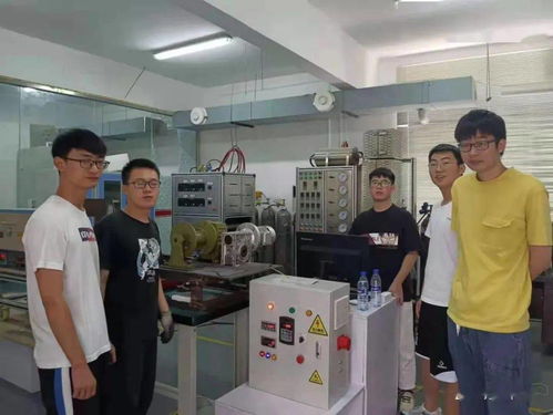 我校學(xué)子在大學(xué)科技園開展暑期研發(fā)實(shí)習(xí)實(shí)訓(xùn)